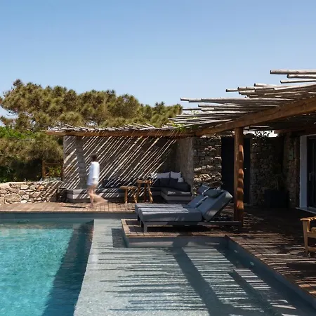 Ikies Of Mykonos Bed and Breakfast 5*