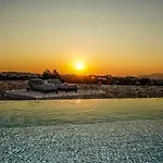 Ikies Of Mykonos 5*