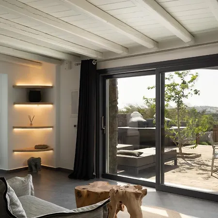 Ikies Of Mykonos Bed & Breakfast 3*