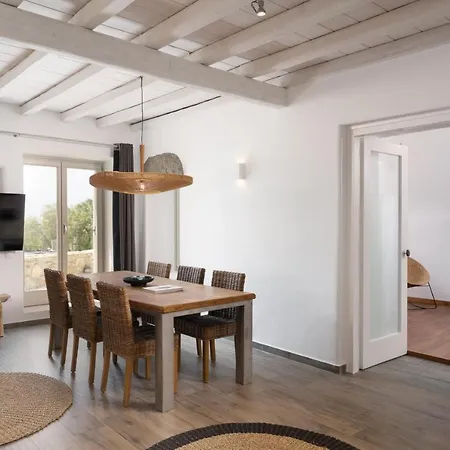 فندق مبيت وإفطار Ikies Of Mykonos 5*
