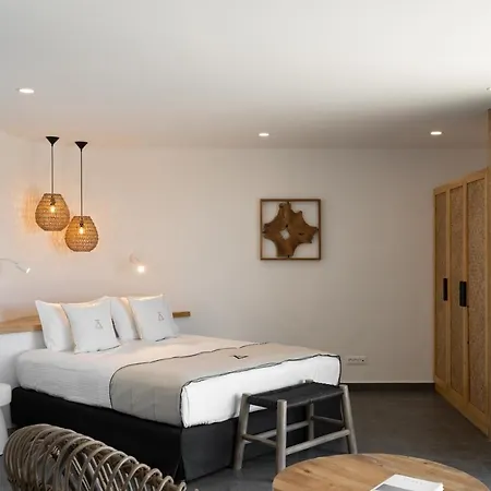 Ikies Of Mykonos Bed & Breakfast 3*