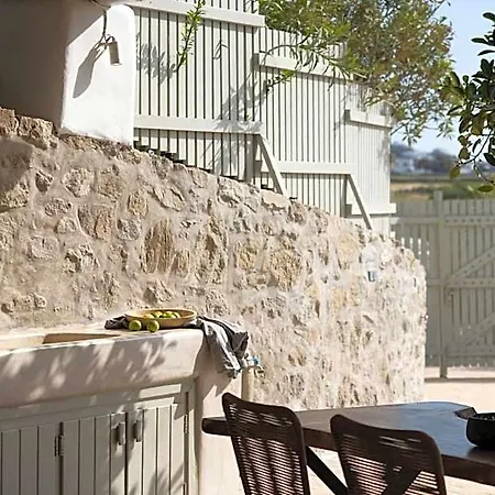 Ikies Of Mykonos 5*