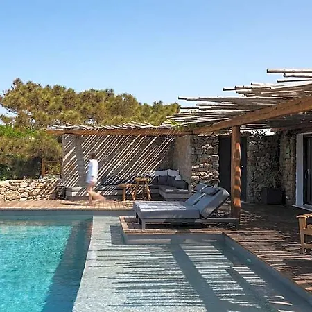 Ikies Of Mykonos 5*