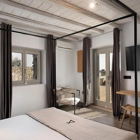 Ikies Of Mykonos Bed and breakfast 5*